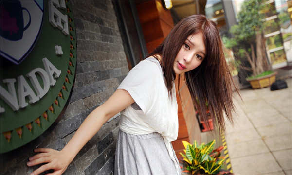 康保想找一个女性生孩子给报酬-｛找个女人生孩子多少钱｝